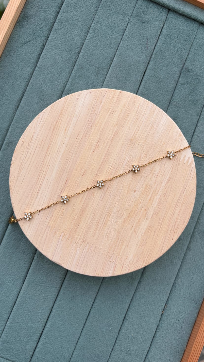 Flower Stone Bracelet