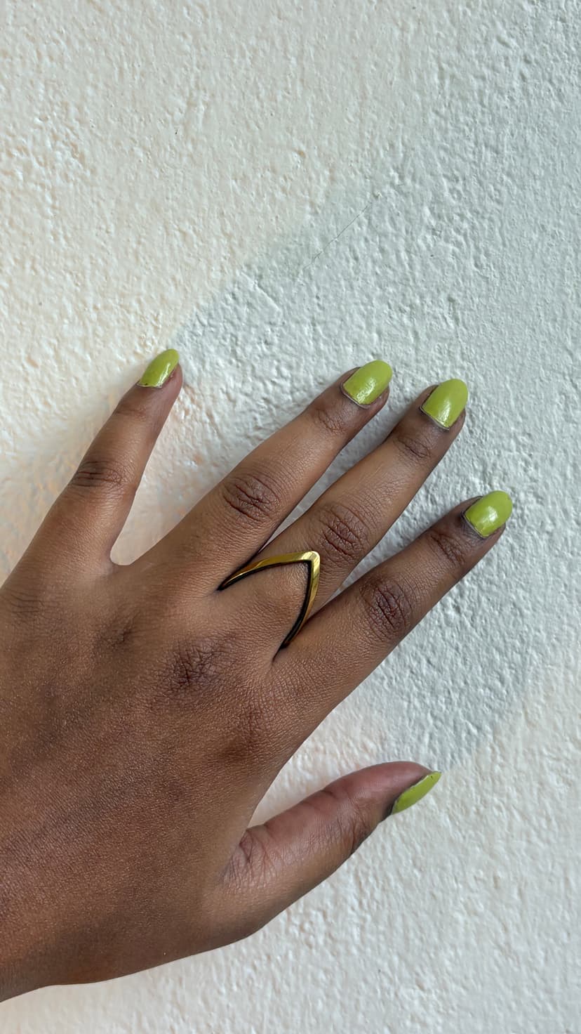 V ring